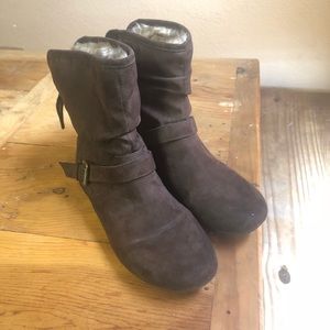 Dark Brown Faux Suede Boots with Faux Fur Lining